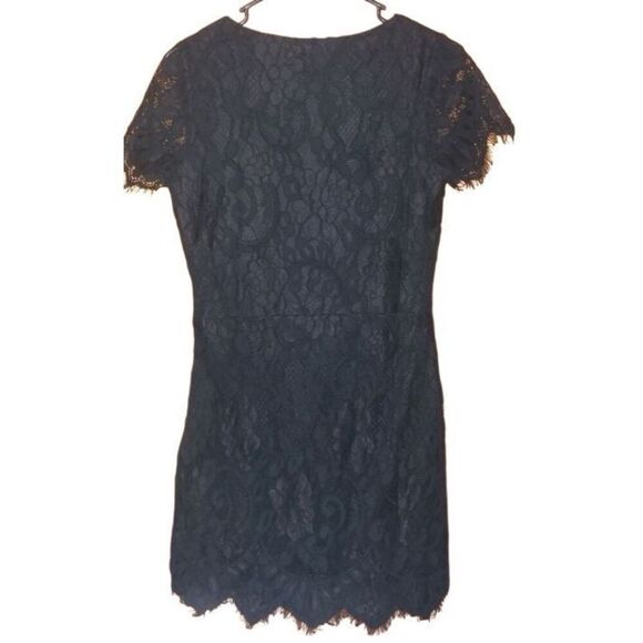 205. Storia Elegant Black Lace Dress - Picture 3 of 3